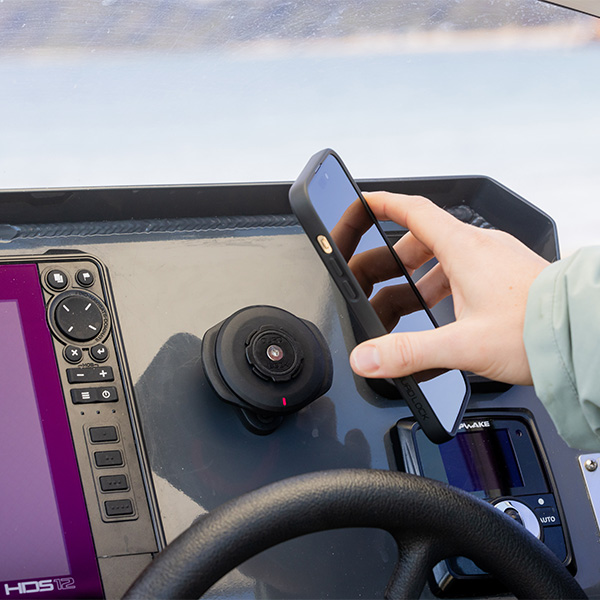 CS0028 360 CCS, HW WCH, IPHONE 0C7A6515